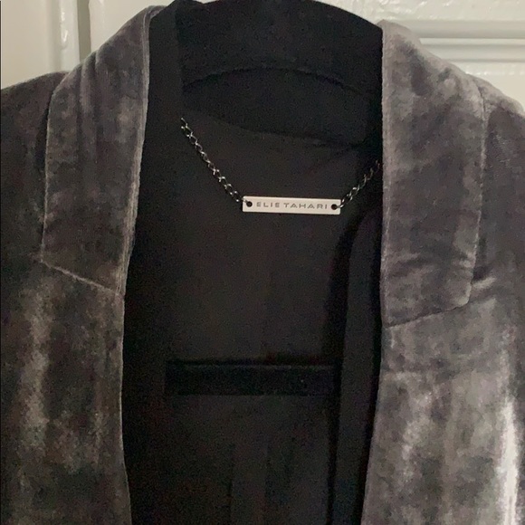 Velvet blazer one time used - Picture 3 of 5